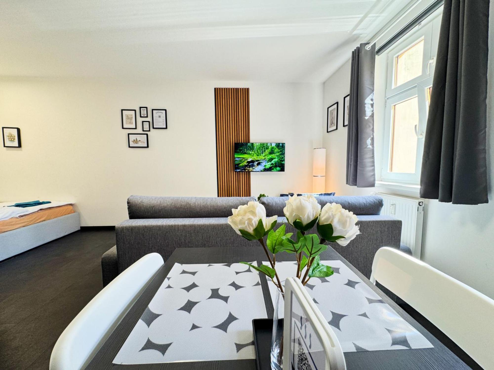 A Comfy In Smichov - Andel Prague