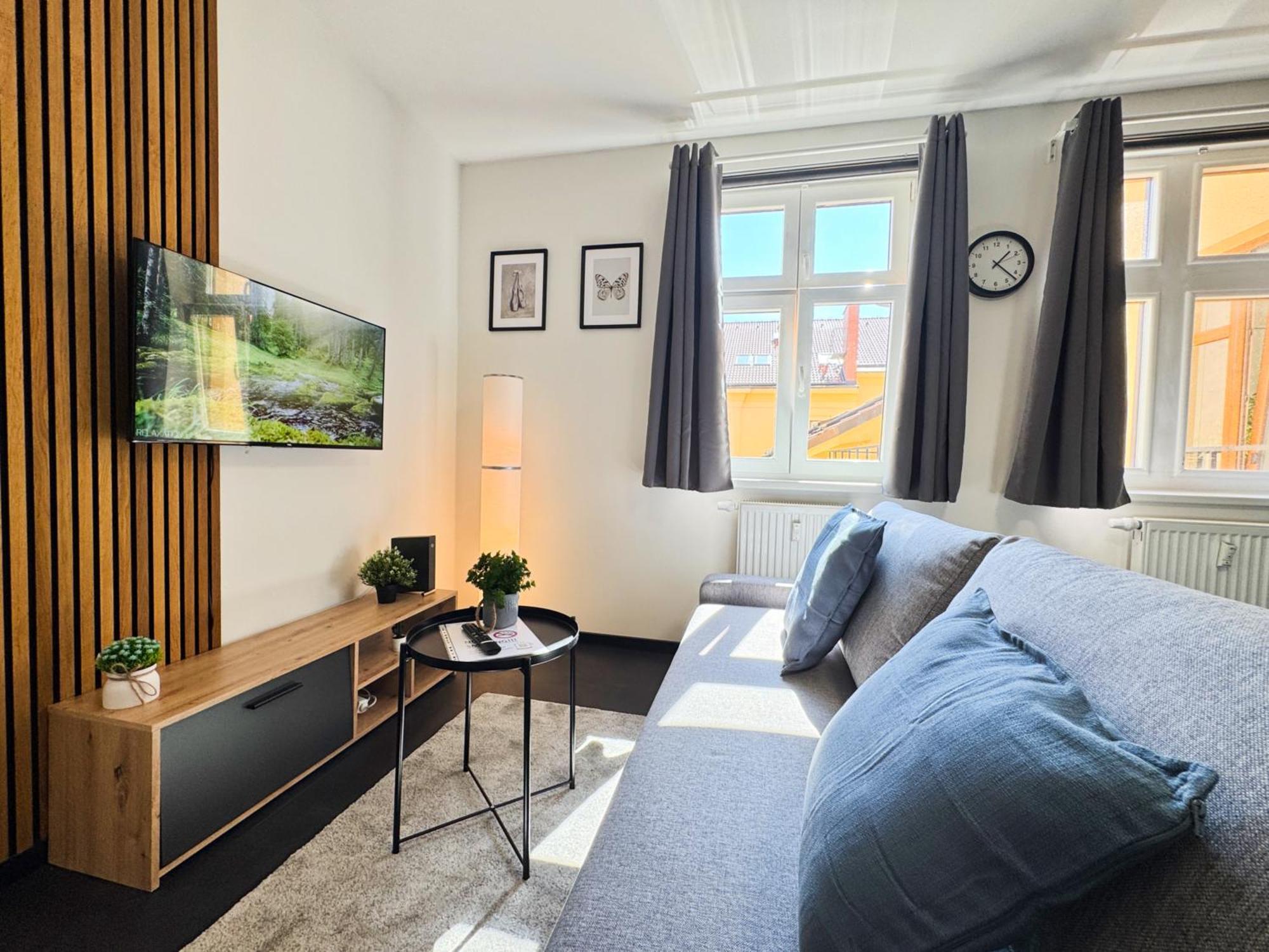 Apartment A Comfy In Smichov - Andel *